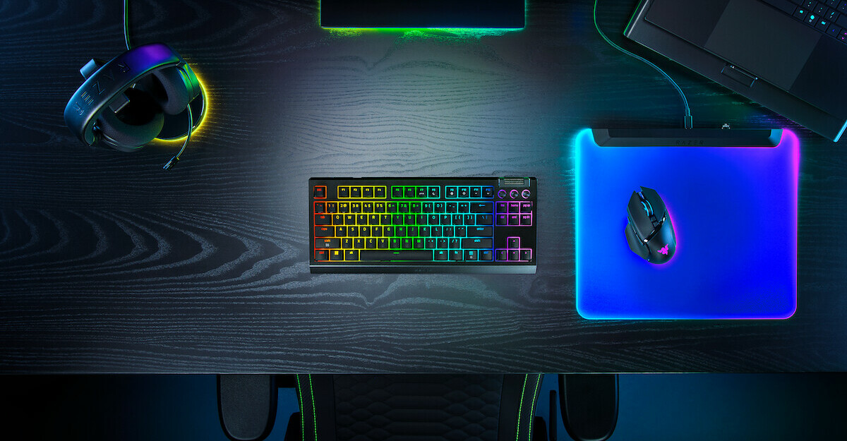 Blackwidow V4 Tenkeyless Hyperspeed