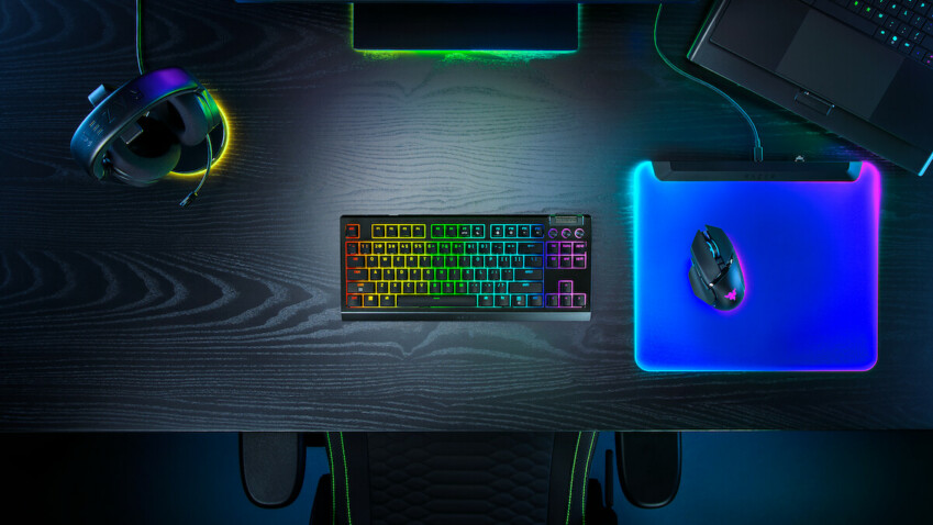 Blackwidow V4 Tenkeyless Hyperspeed