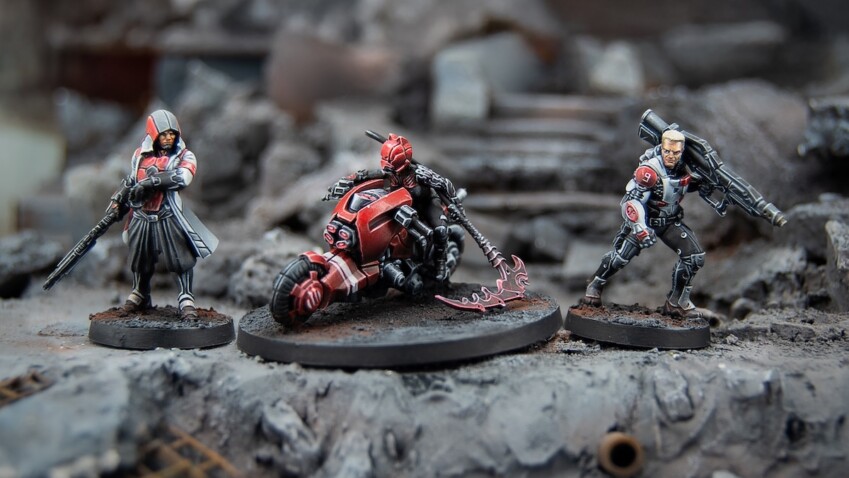 novedades de Infinity y Warcrow