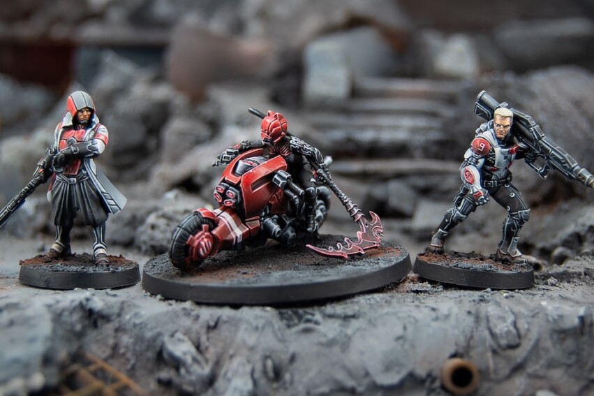 novedades de Infinity y Warcrow