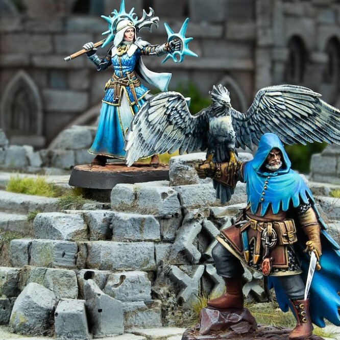 marzo en Infinity y Warcrow