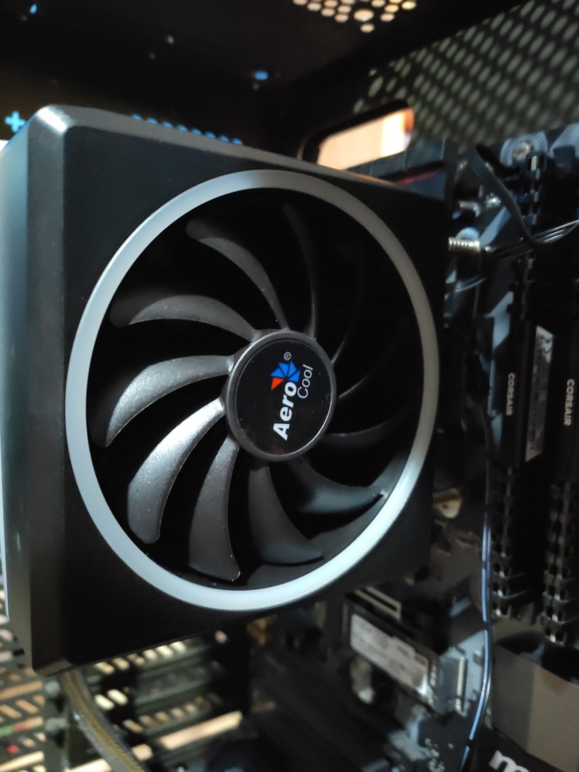 Установка aerocool cylon 4 на сокет 1200